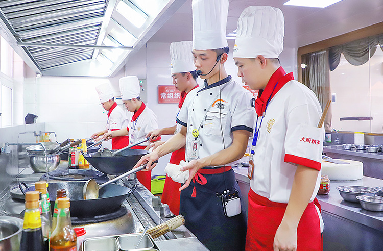 湖北新东方烹饪学校